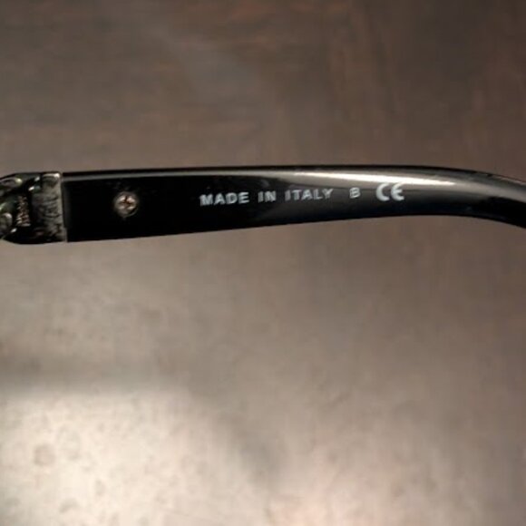 O10 CHANEL Eyeglasses w/ Black Quilted Case & Cleaning Cloth - Picture 10 of 13